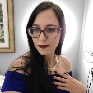 Meet your Posher, Jasmine